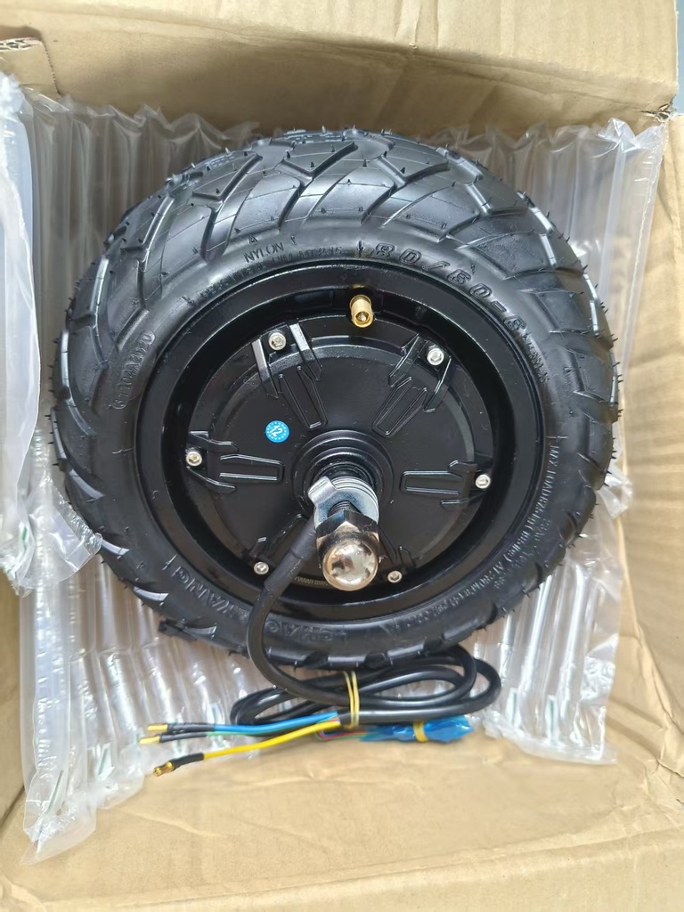 LANGFEITE ROADSTER & CAYMAN S | ROUE COMPLETE AVANT (PNEU + MOTEUR)